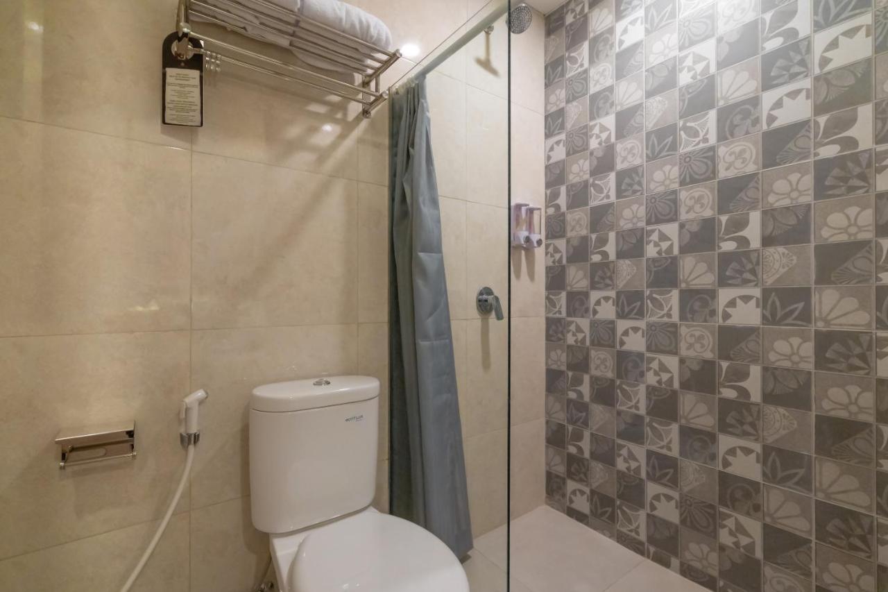 Azana Style Hotel Bandara Jakarta タンゲラン エクステリア 写真