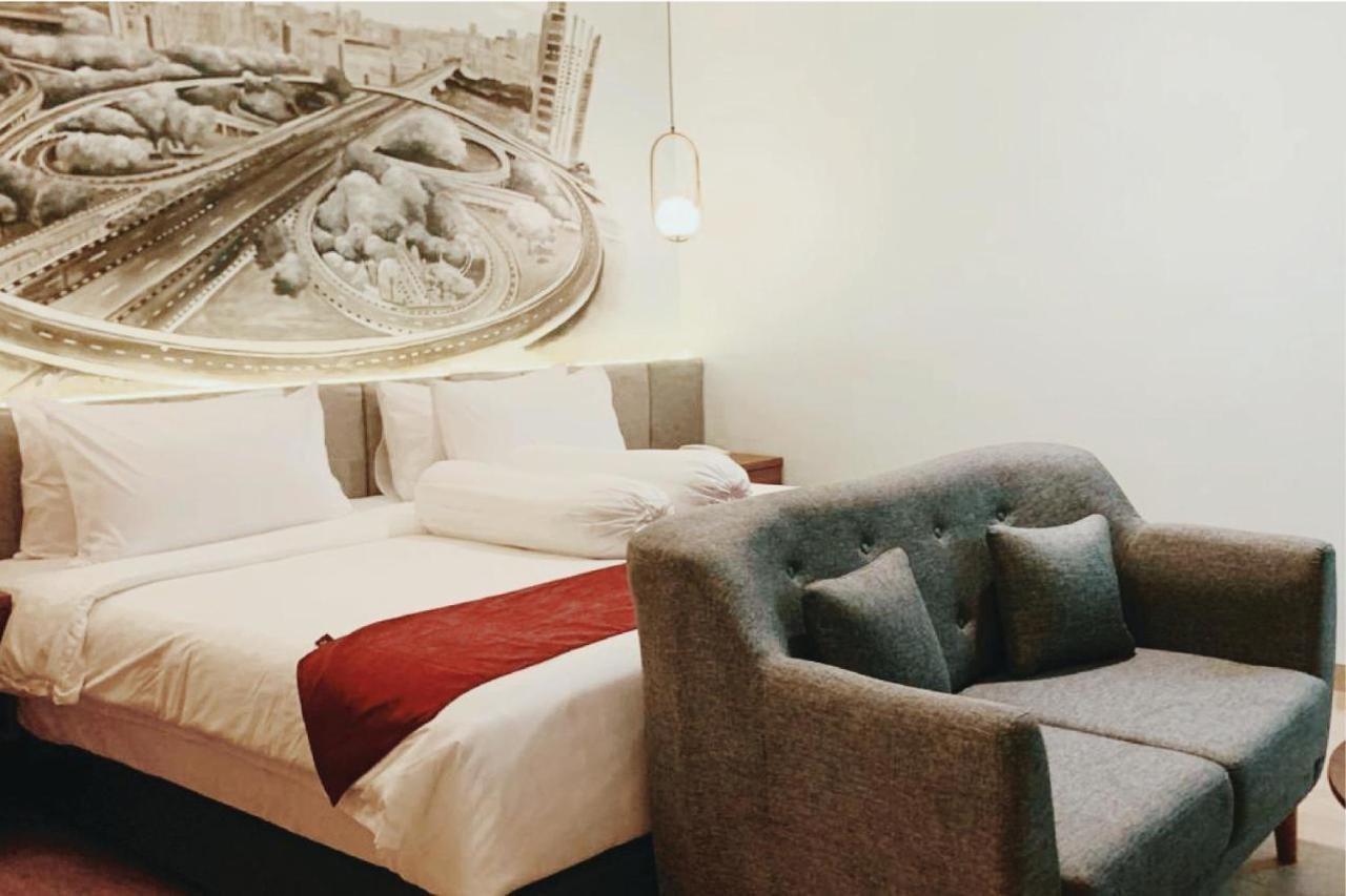 Azana Style Hotel Bandara Jakarta タンゲラン エクステリア 写真